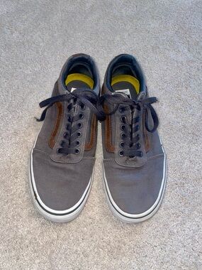 Vans Gray Canvas Pro Skateboard Shoe/ Low-Top Sneakers with Brown Stripe
